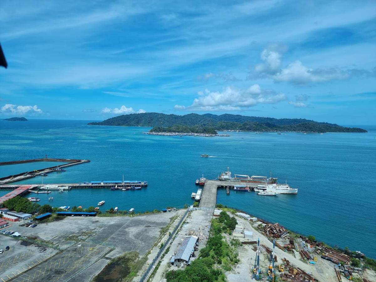 Nana Homestay - Jesselton Quay Кота-Кинабалу Экстерьер фото