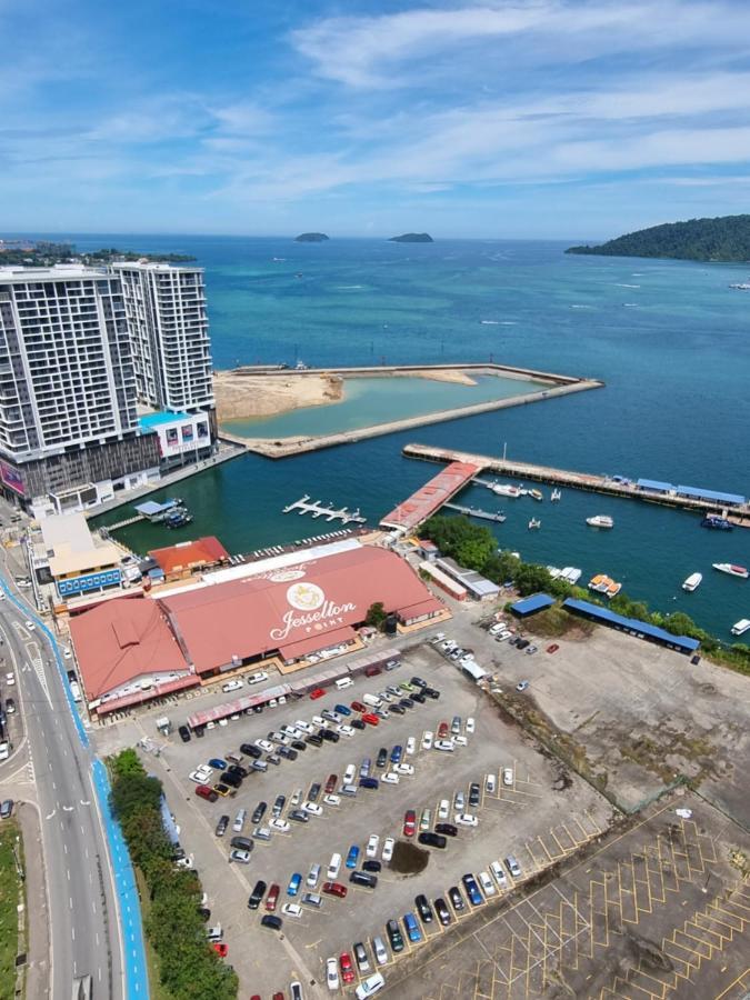 Nana Homestay - Jesselton Quay Кота-Кинабалу Экстерьер фото