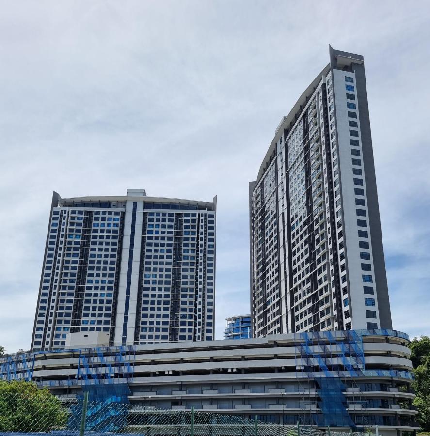 Nana Homestay - Jesselton Quay Кота-Кинабалу Экстерьер фото