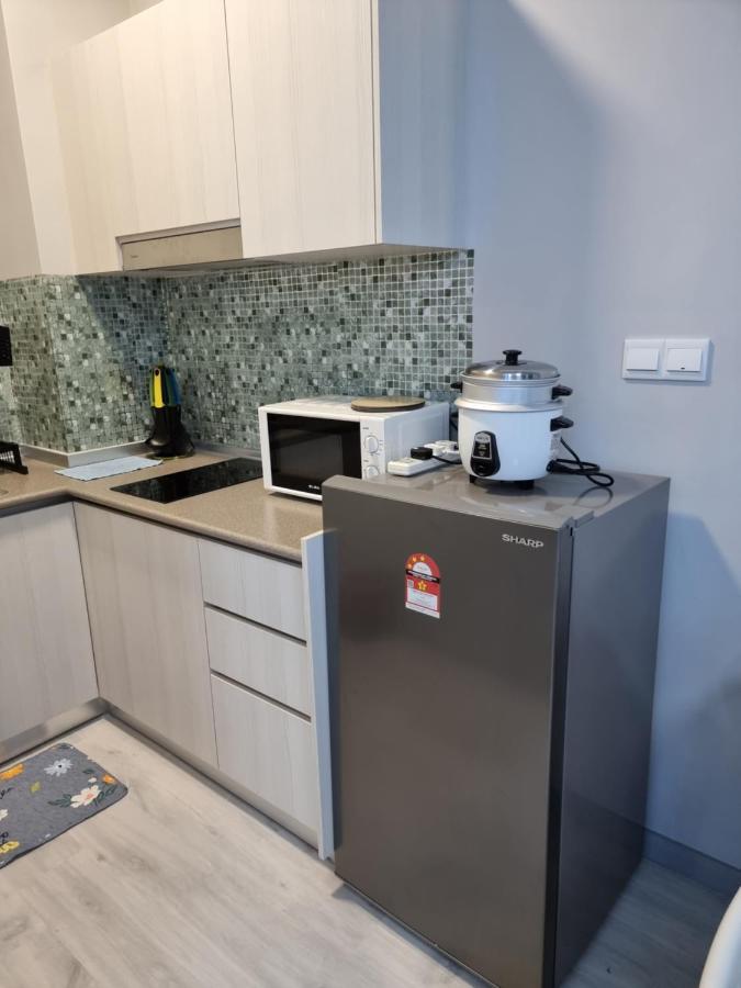 Nana Homestay - Jesselton Quay Кота-Кинабалу Экстерьер фото