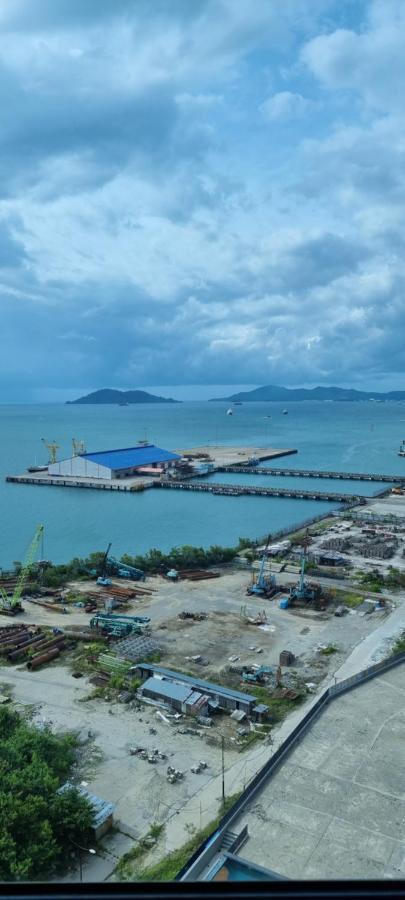 Nana Homestay - Jesselton Quay Кота-Кинабалу Экстерьер фото